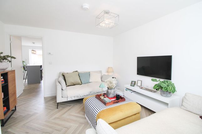 2, Skylark Grove, Ryton photo 4