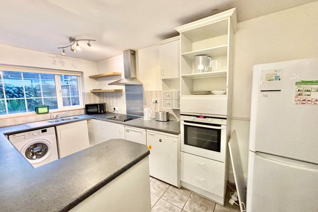 27, Southsea photo 5