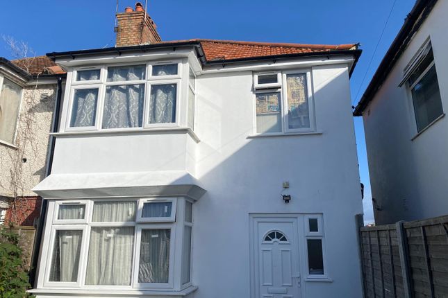 5-bed other on 33, Beavers Lane, Hounslow, £500,000