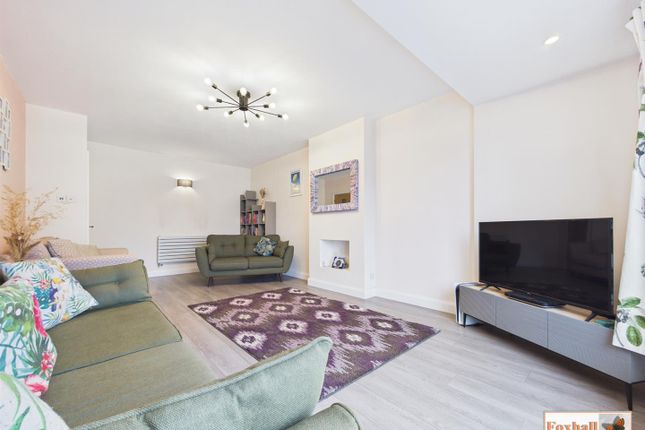 29, Humber Doucy Lane, Ipswich photo 4