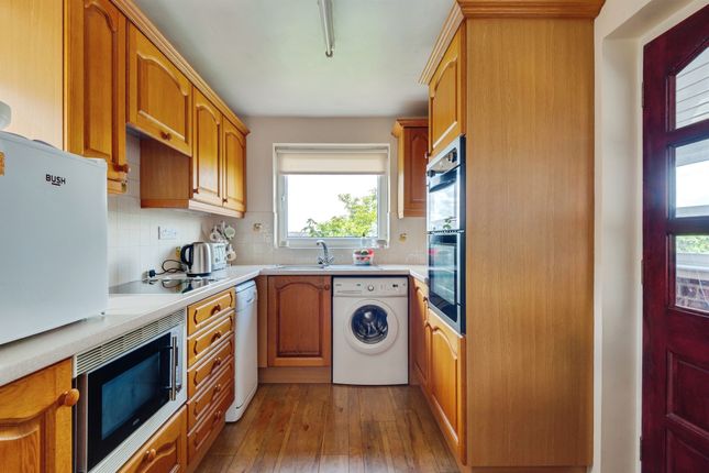 7, Sandringham Avenue, Frodsham photo 4