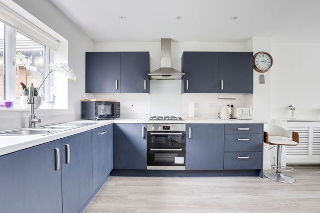 6 Bettina Gardens, Nottingham photo 4