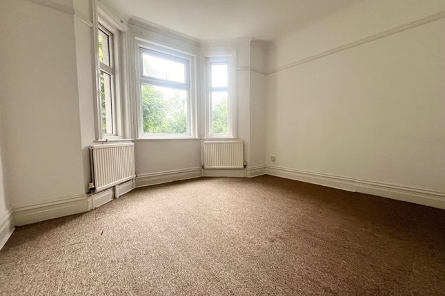 Flat 3, Bournemouth photo 4
