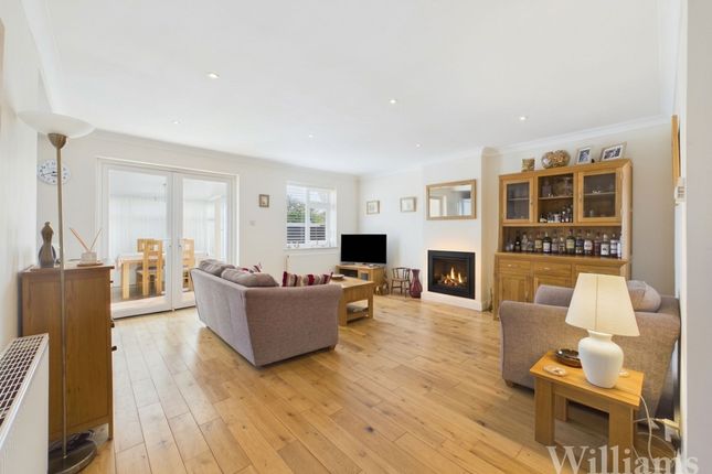 11a Park Terrace, Thame photo 2