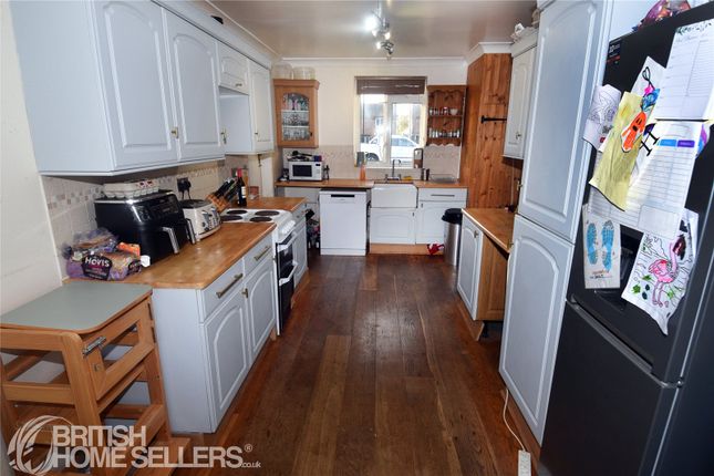 10, Thompson Close, Dereham photo 4