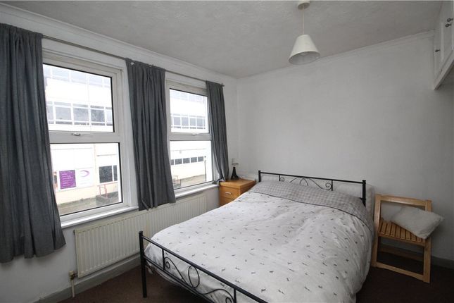 End terrace house to rent in Zion Road, Thornton Heath