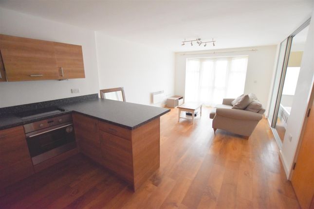 Thumbnail Flat to rent in Park Lodge Avenue, West Drayton
