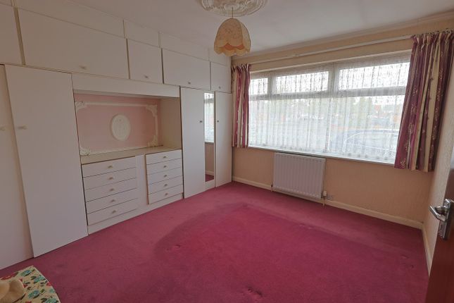 Semi-detached bungalow for sale in Winton Drive, Cheshunt, Waltham Cross