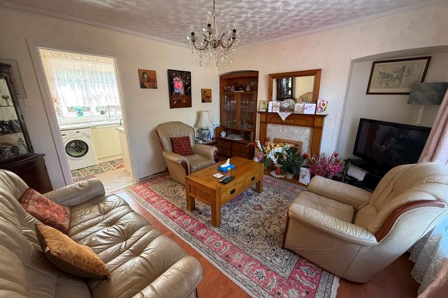 59, Beechy Avenue, Eastbourne photo 2