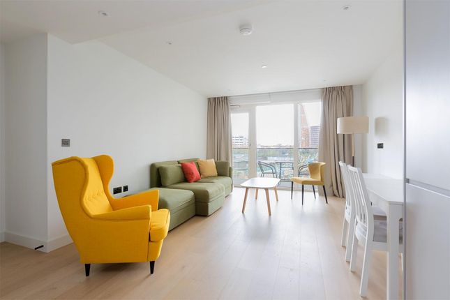 Thumbnail Flat for sale in Fountain Park Way, London