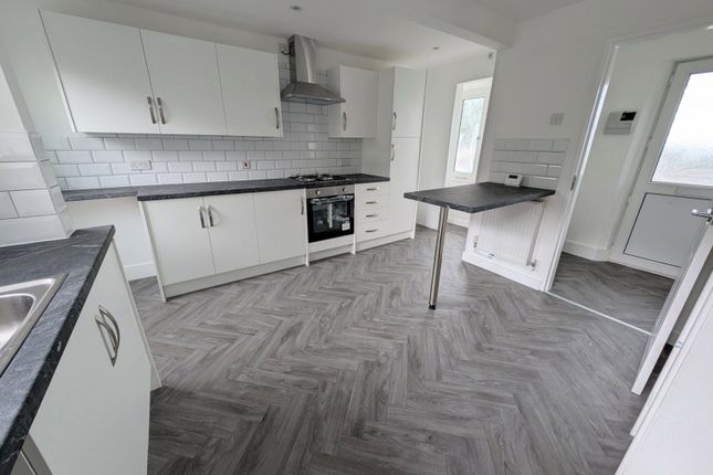 86, Clittaford Road, Plymouth photo 2