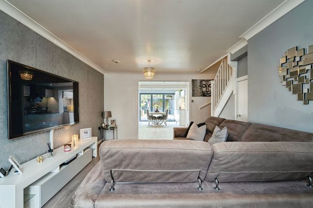 6, Salk Road, Great Yarmouth photo 4