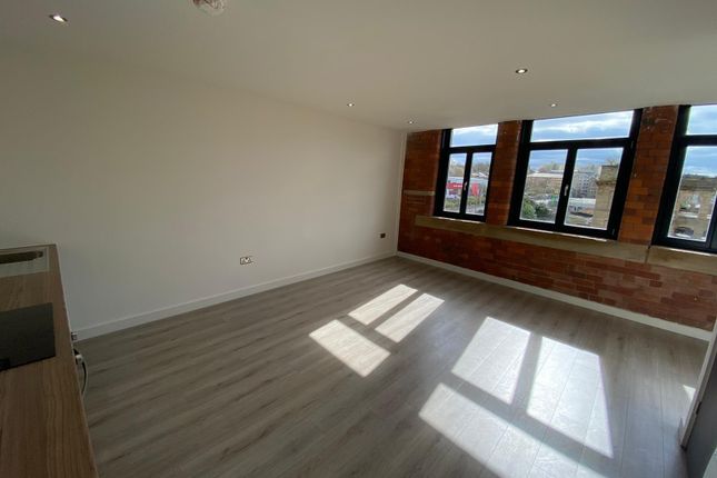 Apartment, 324, Conditioning House, Bradford photo 4