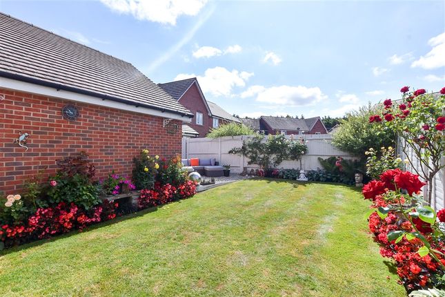 Edmett Way, Maidstone photo 2
