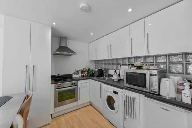 Flat for sale in Vandon Court, Westminster, London