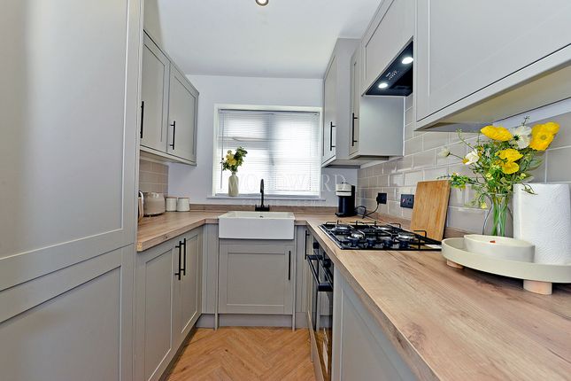 25, Stoke Close, Belper photo 2