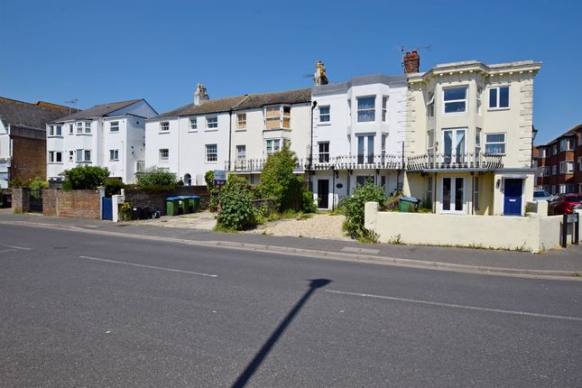 Thumbnail Flat to rent in 14 West Street, Bognor Regis, West Sussex