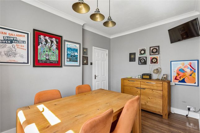 14a, Pevensey Road, London photo 4