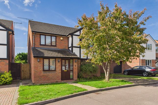 4-bed detached on 8, Woodfield Gardens, Hemel Hempstead, £725,000