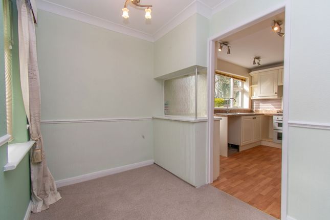 6, The Rowans, Leicester photo 4