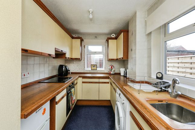 33, Southfields Rise, Retford photo 3