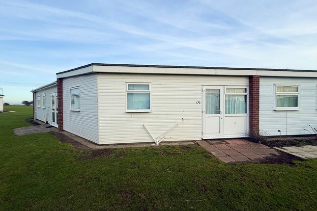 2-bed house on 170, Winterton Valley, Winterton-on-sea, Great Yarmouth, £45,000