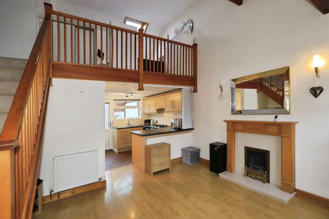 7, Buttermere Court, Wolverhampton photo 2