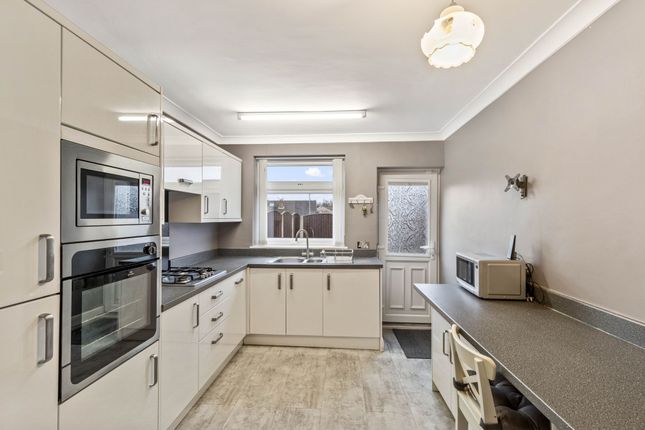 103 Gainsborough Road, Warrington photo 3