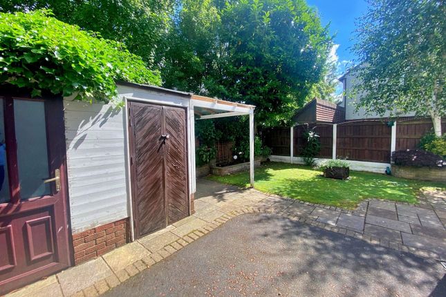 1 Charnwood Close, Warrington photo 4