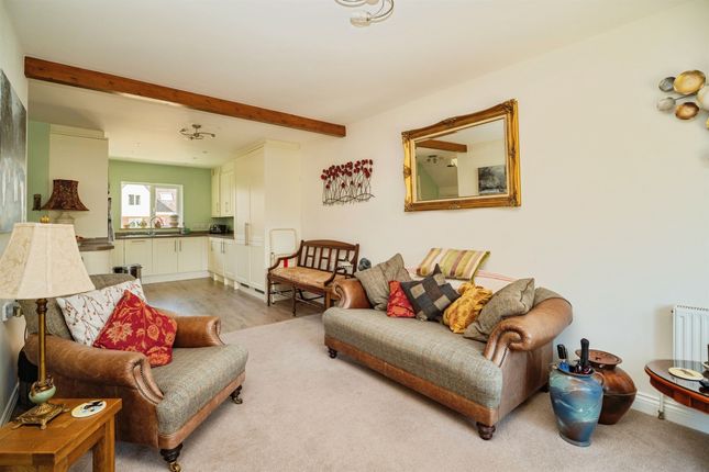 5, Princes Court, High Street, Dorchester photo 3