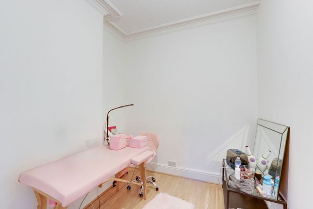 82 Exeter Road, Nottingham photo 4
