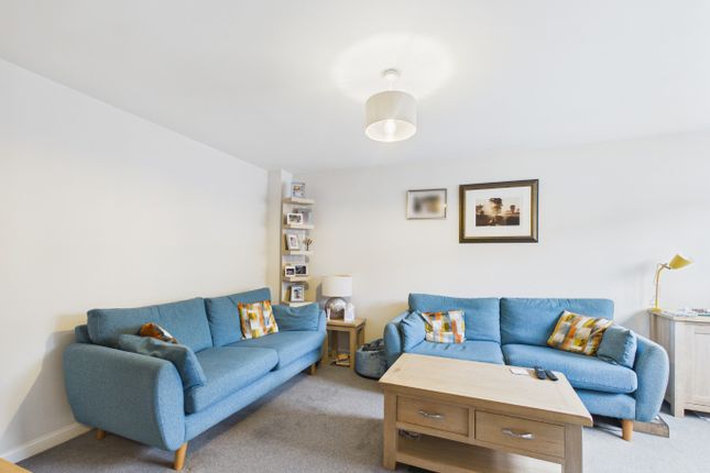 38 Ploughmans Gardens, Woodmansey, East Riding of Yorkshire photo 2