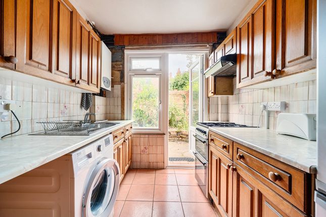 19, Skardu Road, London photo 4