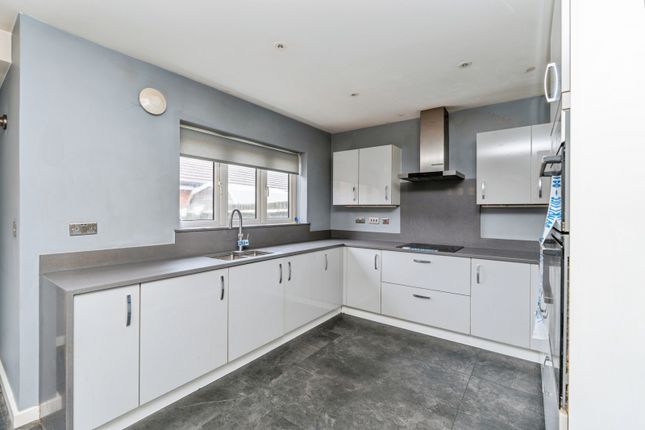5, Bodding Avenue, Southampton photo 3
