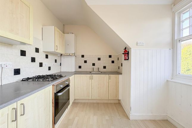 Flat 5, 4, Amherst Gardens, Hastings photo 2