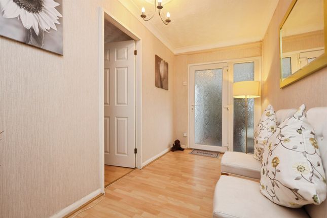 9, Dyce Close, Birmingham photo 4