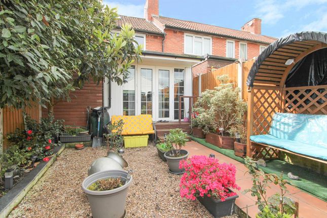 Terraced house for sale in Winchcombe Road, Carshalton