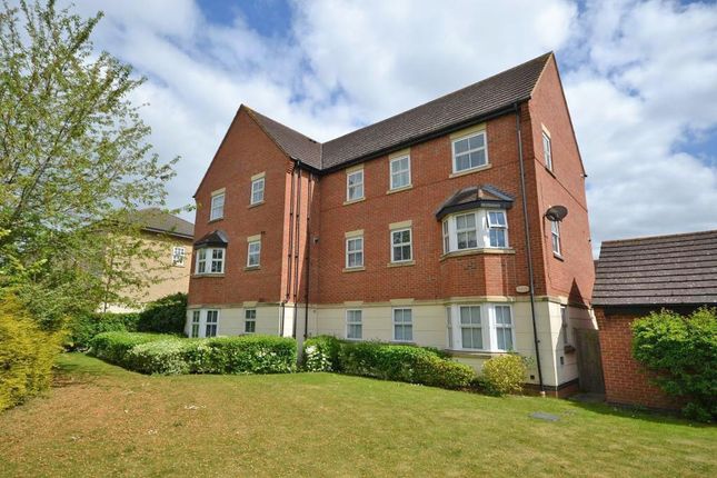Flat to rent in Stonebridge Grove, Monkston Park, Milton Keynes, Buckinghamshire