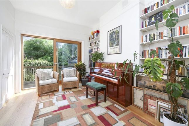 70, Huddleston Road, London photo 3