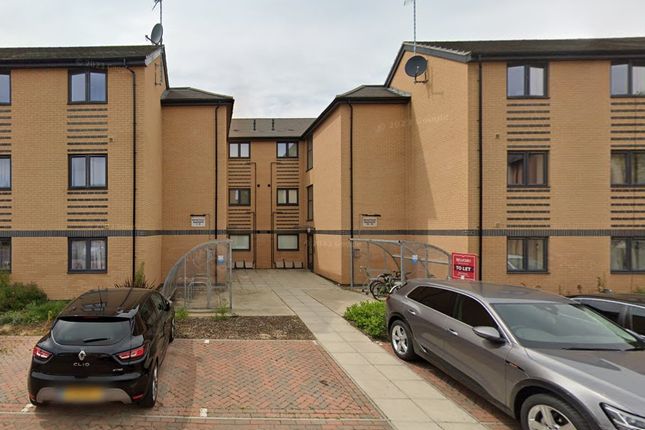 Flat to rent in Horrell Court, Bretton, Peterborough