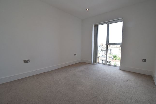 London Road, Westcliff-on-Sea photo 5