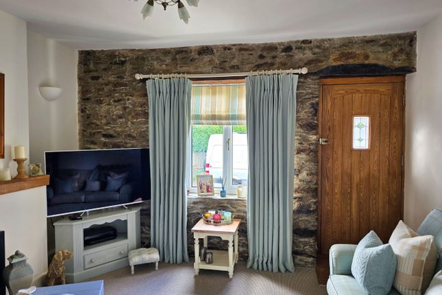 87, Whitchurch Road, Tavistock photo 2