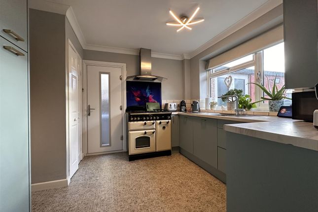 9, Wolsey Road, Newark photo 2