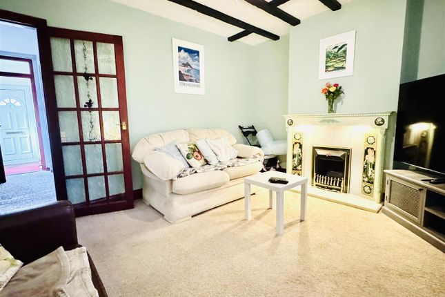 19, Fletcher Road, Ipswich photo 2