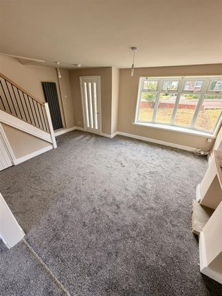 15, Wood Lea, Houghton Le Spring photo 4