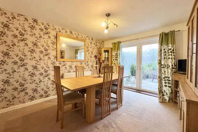7, Steart Avenue, Burnham-On-Sea photo 4