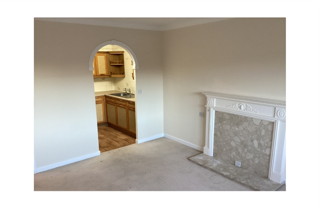 40a Shannock Court, George Street, Sheringham photo 4