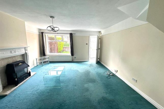 62, Parkfield Road North, Manchester photo 3