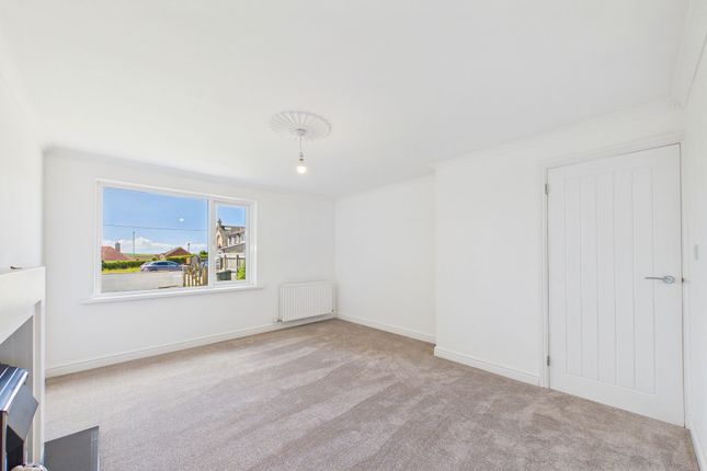 125 Mill Hill, Cleator Moor photo 3