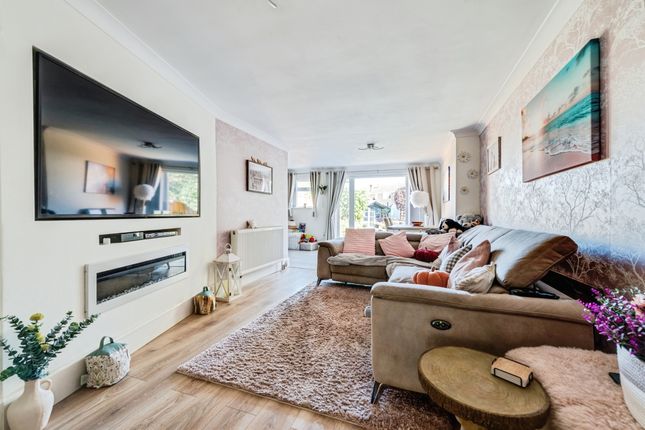 40, Falstaff Close, Witney photo 4